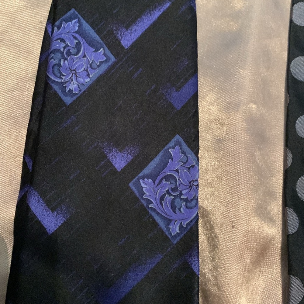 2 Versace Ties - image 5